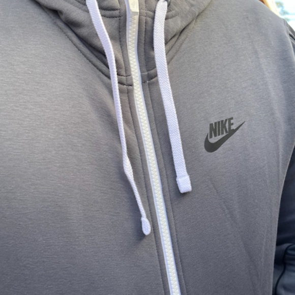 Nike Sportswear Full Zip Fleece Hoodie CW5382 021 - Picture 4 of 7
